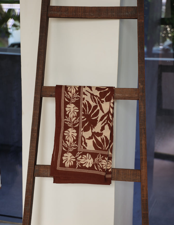 Pareo - Bunga Bordó