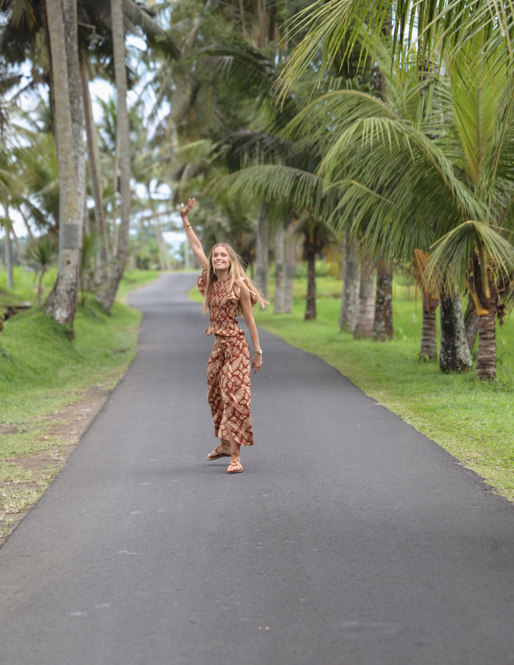 Pollera Amara - Laut Rojo