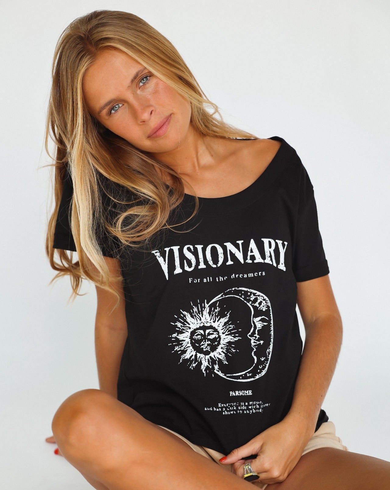 Polera Visionary - Negra